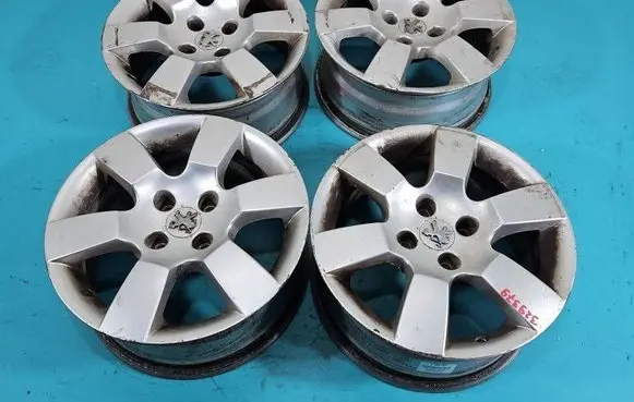 R16 alloy rim