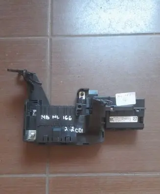 Mercedes-Benz ML W166 Fuse box set A0009820123 1110048 16550105