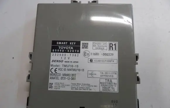 Toyota RAV 4 (XA40) Keyless (KESSY) go control unit/module 8999042070 2325007382