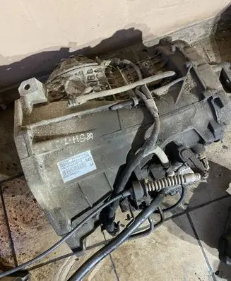 Chrysler LHS Automatic gearbox P04799940AA TPKHK132028772