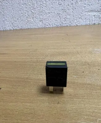Mercedes-Benz SL R129 Other relay 0035420219 D9876
