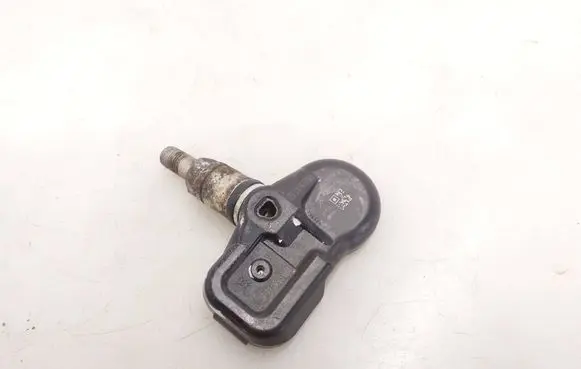 Nissan Juke I F15 Tire pressure sensor 157021394B CCAI14LP0750T5 PMVCA14