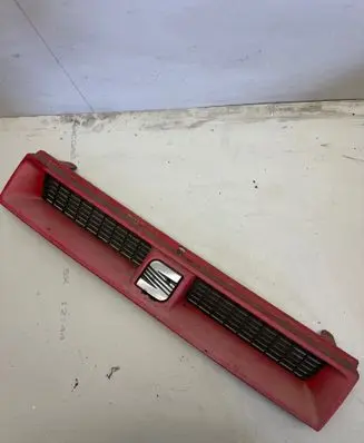 Seat Toledo I (1L) Front grill 1L0853653