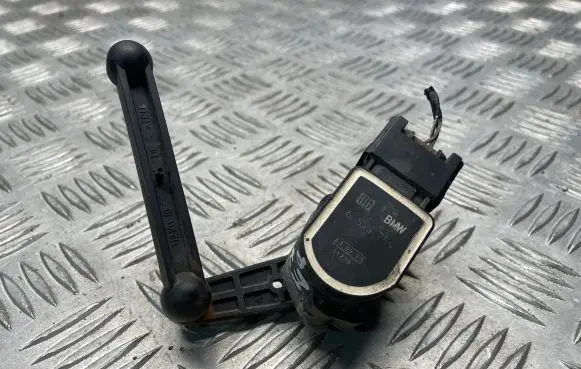 BMW X5 E70 Headlight/headlamp level sensor 6853754