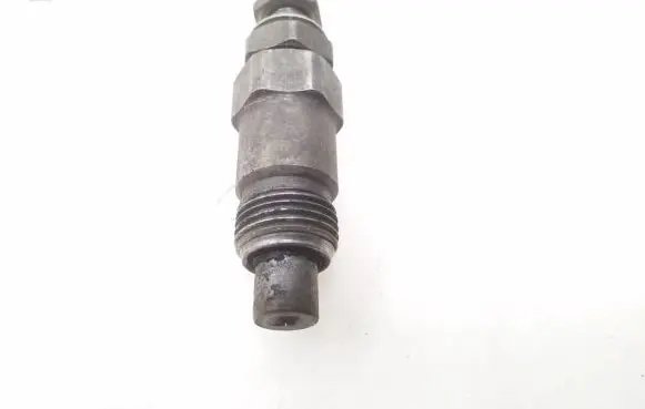 Nissan Patrol Y61 Fuel injector