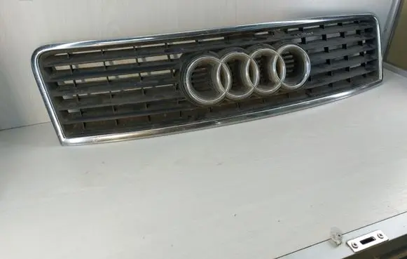 Audi A6 S6 C5 4B Front grill 4B0853651F