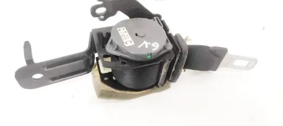Middle seatbelt (rear)