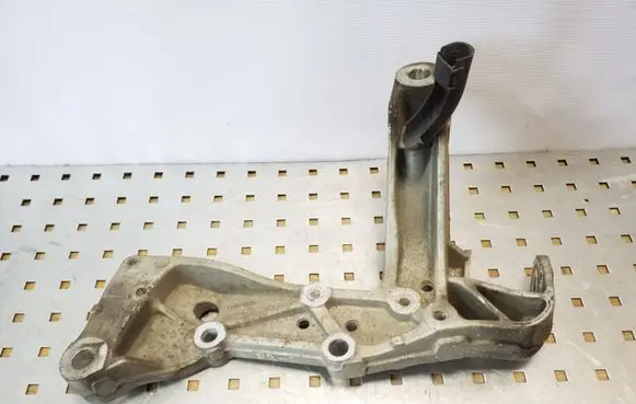 Volkswagen Touran I Other front suspension part 1K0199295F