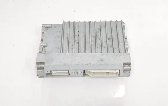 Subaru Outback (BS) Sound amplifier N3010A0000