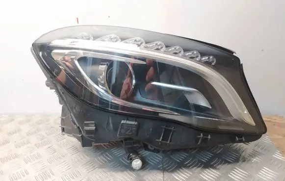 Mercedes-Benz GLA W156 Headlight/headlamp A1569061800 030128527207