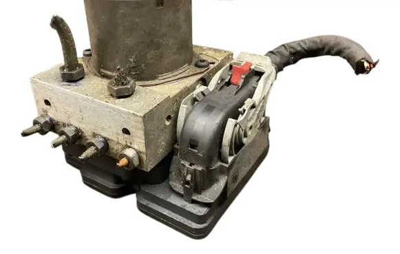 Hyundai i20 (PB PBT) ABS Pump 589101J220 1J58920700