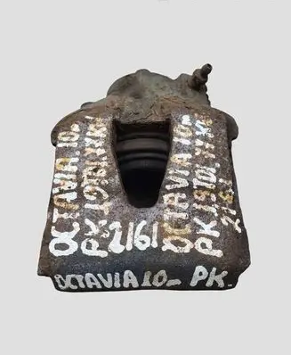 Skoda Octavia Mk2 (1Z) Front brake caliper