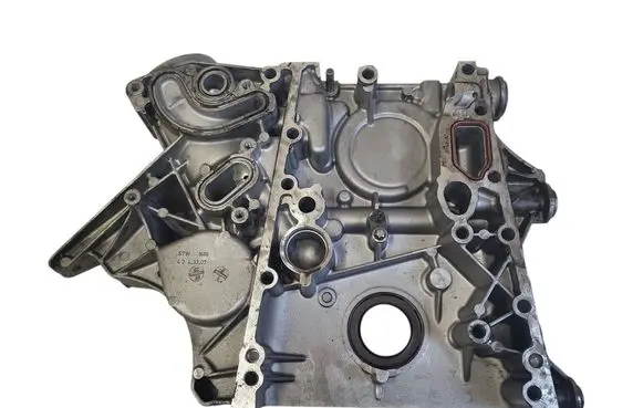 Mercedes-Benz ML W164 Timing chain cover R6460150902