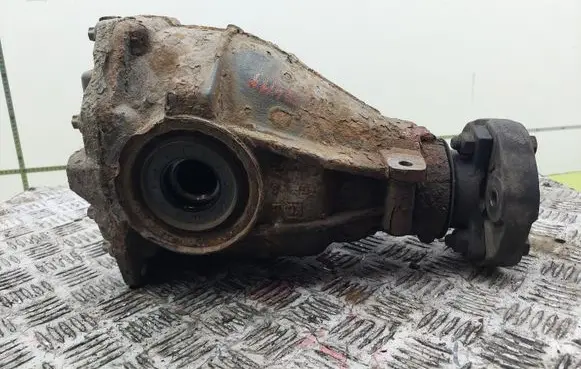 Mercedes-Benz C W203 Rear differential 2100513808G