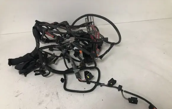 Renault Megane III Engine installation wiring loom