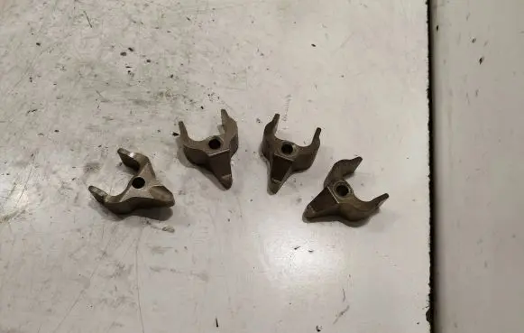 BMW 3 F30 F35 F31 Fuel Injector clamp holder