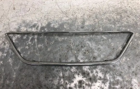 Seat Ibiza IV (6J,6P) Front bumper upper radiator grill 6J0854643B-BILI 6J0854643B