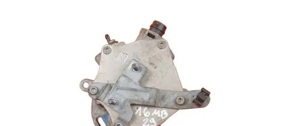 Ford Focus Vacuum pump CM5G2A451GA M1DA