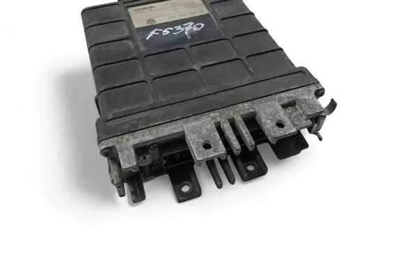 Volkswagen PASSAT B4 Engine control unit/module ECU 037906022GD