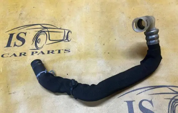 Ford Explorer VI Engine coolant pipe/hose 