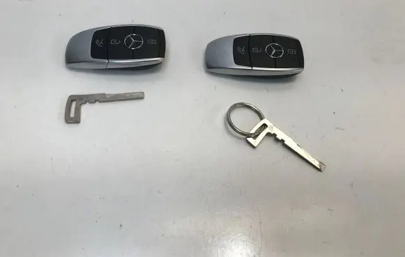 Ignition key/card