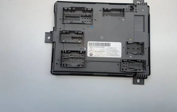 Mercedes-Benz C W206 Central body control module A2069001124 5DK01696887 A2069013512