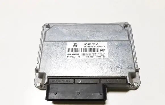 Volkswagen Touareg I Transfer box differential control unit 0AD927755AB 5WP22074
