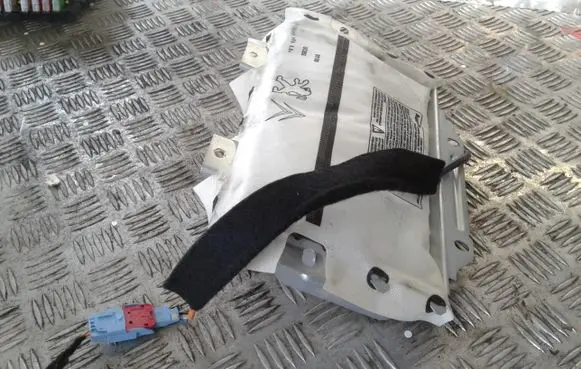 Peugeot 308 Passenger airbag 9681466680