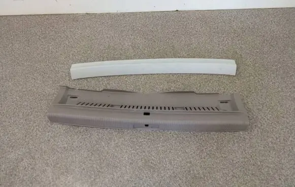 Volkswagen Golf Plus Trunk/boot sill cover protection 
