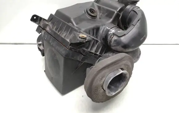 Air filter box