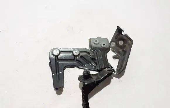 BMW X3 G01 Fender mounting bracket 7400219
