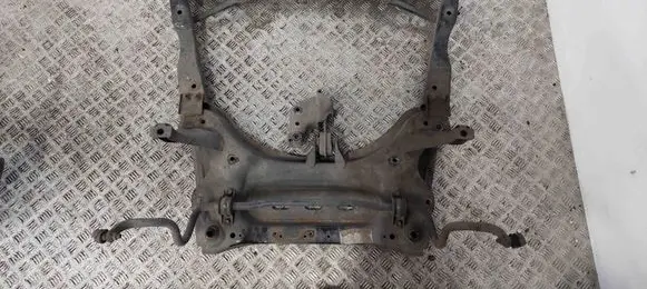 Nissan Qashqai Front subframe