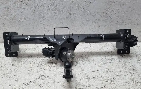 Porsche Macan (95C) Tow bar 95C803881
