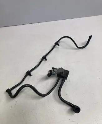 Volvo S40, V40 Fuel return line/hose 