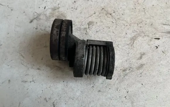Seat Ibiza III (6L) Generator/alternator belt tensioner 038903315T 038903315AN