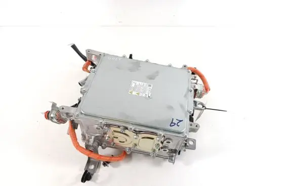 Mitsubishi Eclipse Cross Voltage converter inverter W005T70274