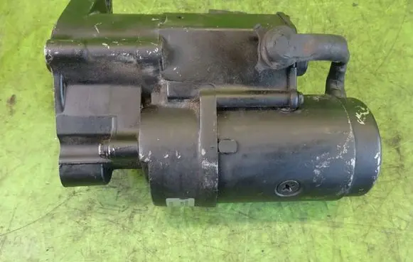 KIA Carnival Starter motor