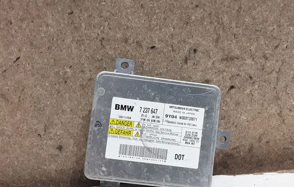 BMW 3 E90 E91 Headlight ballast module Xenon 7237647