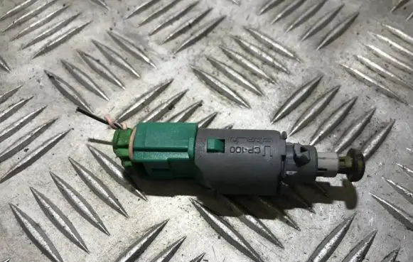Clutch pedal sensor