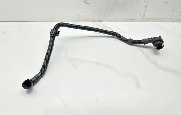 Opel Astra J Vacuum line/pipe/hose 55568267