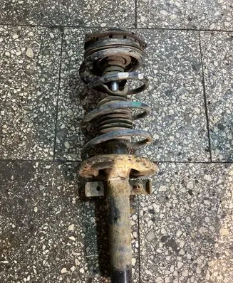 Renault Megane III Front shock absorber/damper
