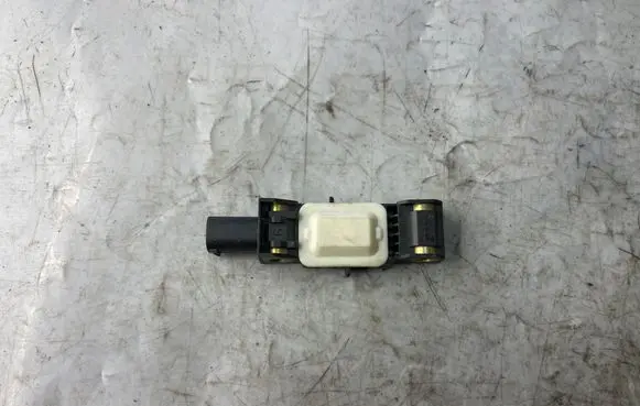 Jeep Grand Cherokee (WK) Airbag deployment crash/impact sensor 04671779AC