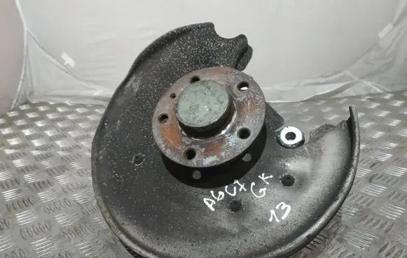 Audi A6 S6 C7 4G Rear wheel hub 8K0505431AQ