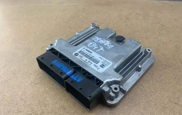 BMW X3 F25 Engine control unit/module 8574752 13618574752 13618598806