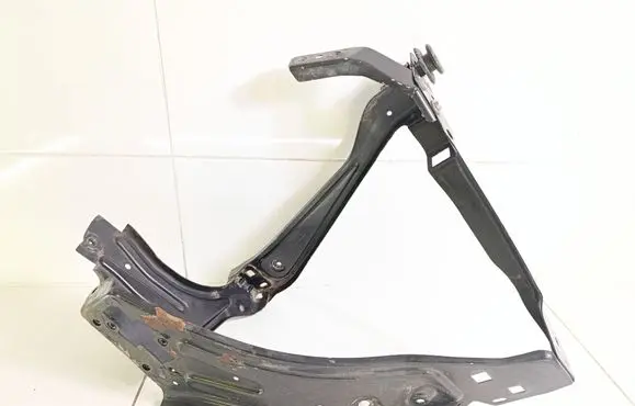 Mercedes-Benz GLK (X204) Headlight/headlamp mounting bracket A2046200891 204626104