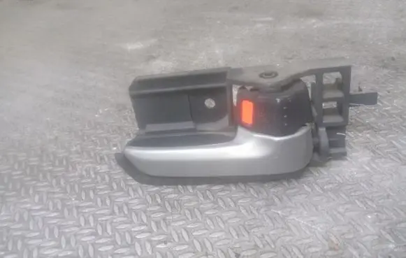 Suzuki Alto Rear door interior handle 8311075J0