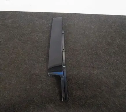 Audi A3 S3 8V Front door glass trim molding 8V5837902