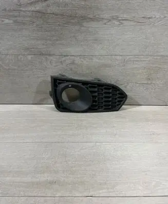 BMW 2 F22 F23 Front fog light trim/grill 8055319 10833610 384600811