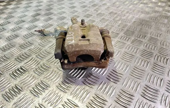 Suzuki SX4 S-Cross Rear brake caliper