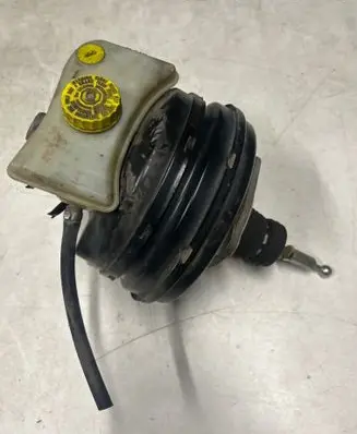 Volkswagen PASSAT B5.5 Brake booster 